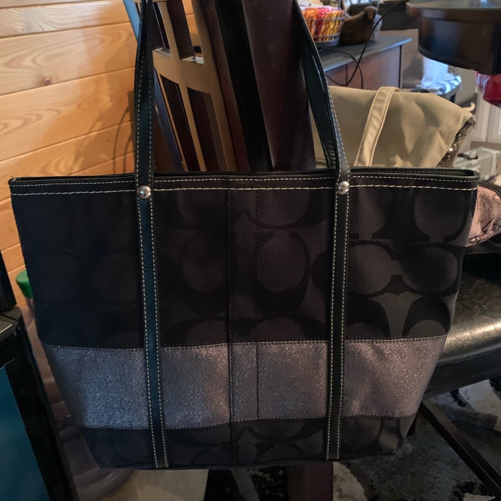 Coach purse- new condition